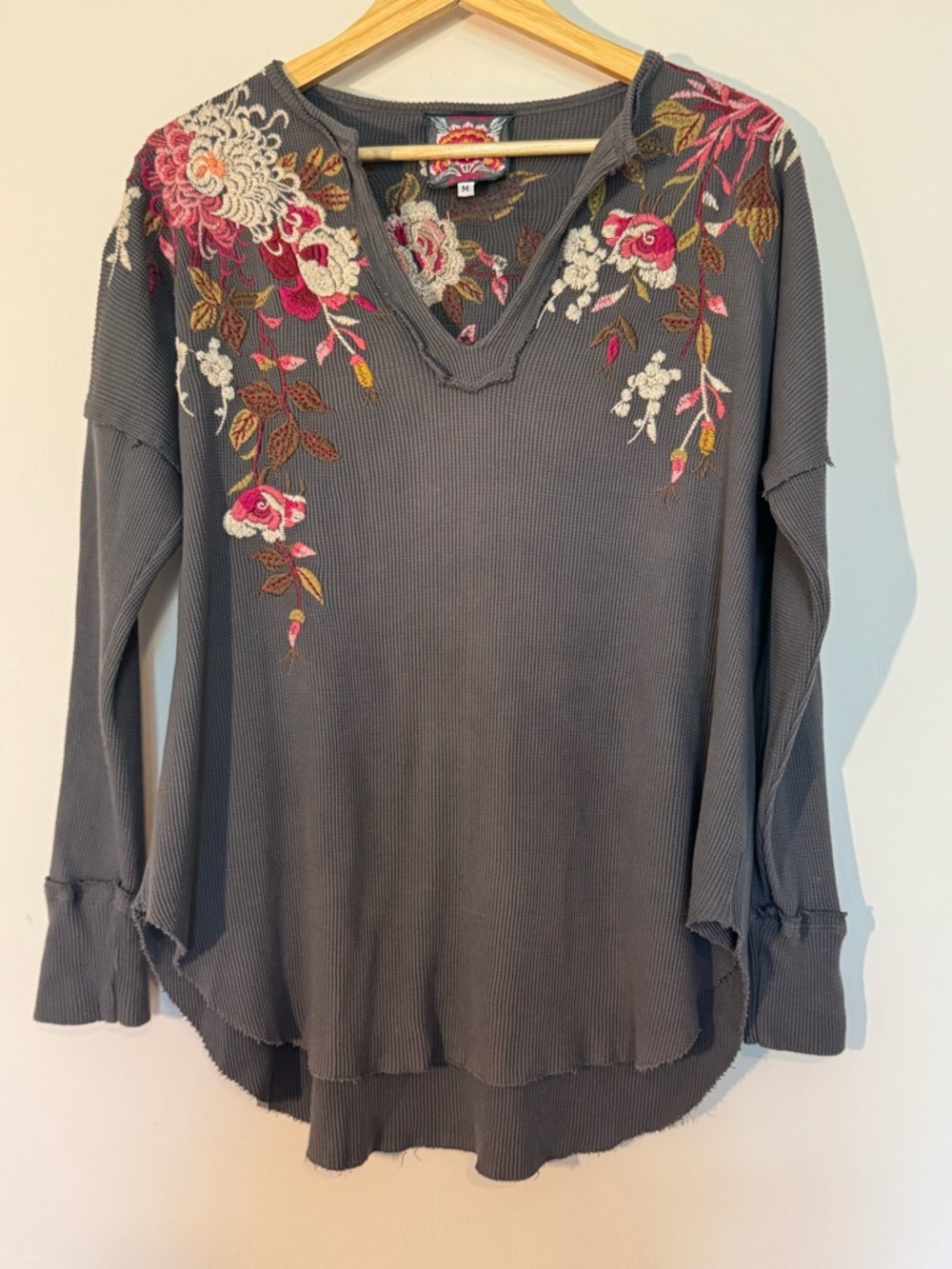 Johnny Was Gray Ribbed Top with Pink & Gold Floral Embroidery - Picture 6 of 8
